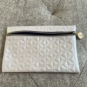 Ipsy cosmetic bag- new